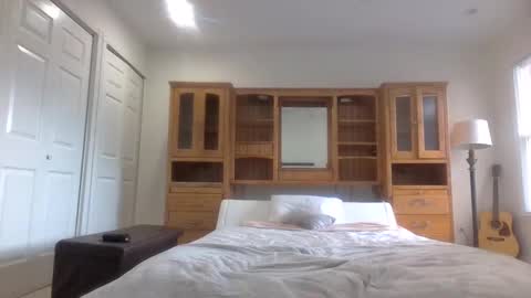 slutshow online show from September 25, 5:33 pm