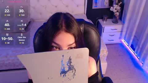 Snapshot of tiana_scot chatting on October 2, 1:16 pm LIA online show from October 2, 1:16 pm