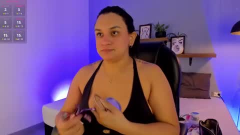 Tiana Corts online show from June 28, 2:40 am