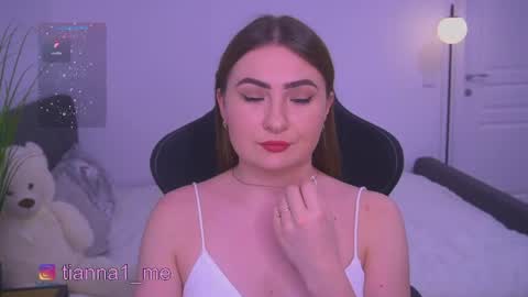 tianna_me online show from June 7, 2:24 pm