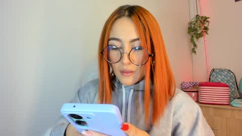 Tiarha online show from December 16, 4:34 am