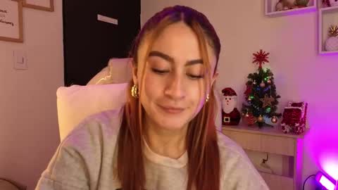 Tiarha online show from November 18, 4:13 am