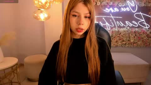 Tiffanny Sins online show from March 1, 11:10 am