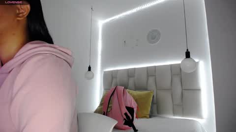 tiffany online show from February 16, 8:11 pm