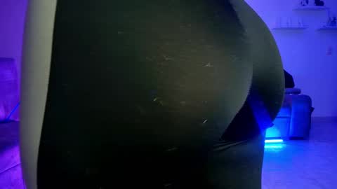 Tiffany Bela online show from September 30, 1:55 am