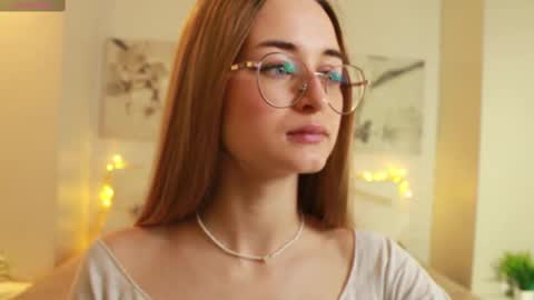 Tiffany online show from February 27, 10:48 am