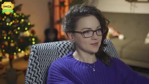 tiffanyriox online show from December 23, 1:53 am