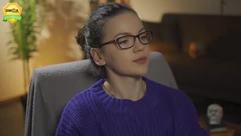 tiffanyriox online show from November 25, 1:52 am