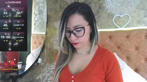 TILA TEQUILA online show from February 5, 12:27 pm