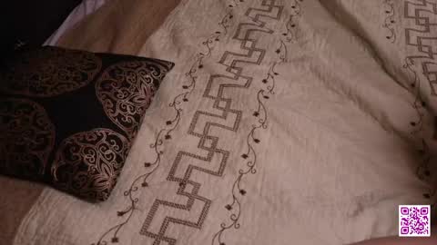 EVA online show from April 15, 7:58 pm