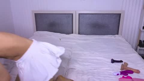 tina__kim online show from January 30, 4:48 am