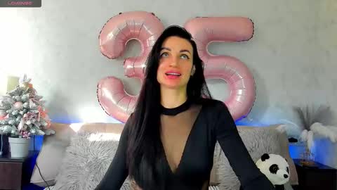 Tina online show from December 5, 12:17 pm