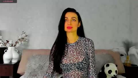 Tina online show from January 9, 11:36 am