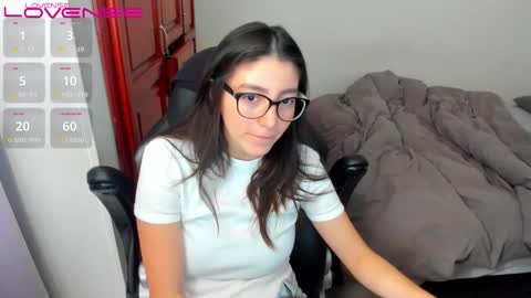 Tina online show from March 17, 8:02 pm