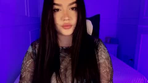 hi im curvy babyface girlie Tina online show from May 1, 2:42 pm