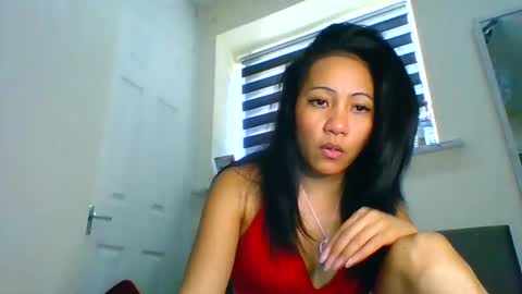 Tinyasian911718 sweetinyasian instagram online show from January 3, 1:25 pm