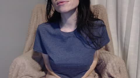 TinyyTina online show from April 1, 10:38 am