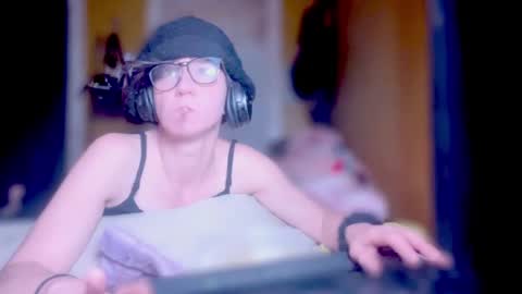 Snapshot of tomboy_titties chatting on January 30, 10:08 am tomboy_titties online show from January 30, 10:08 am