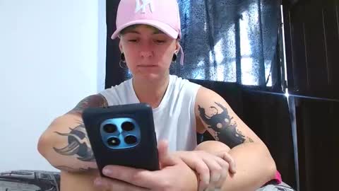 Blue online show from April 11, 6:55 pm