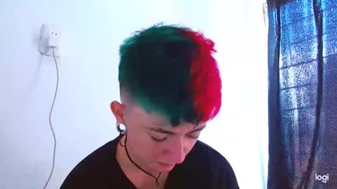 Blue online show from February 23, 3:56 pm