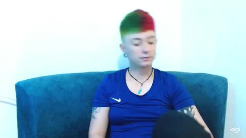 Blue online show from March 12, 5:38 pm