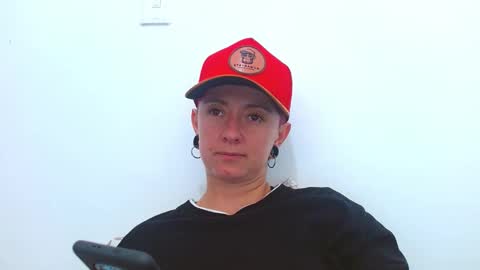 Blue online show from April 4, 6:29 pm