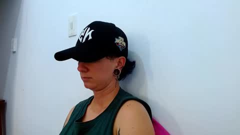 Blue online show from April 21, 9:33 pm