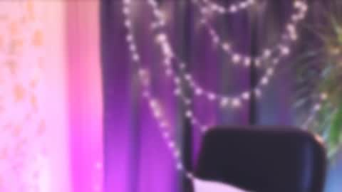 Elizabeth online show from January 12, 8:14 pm