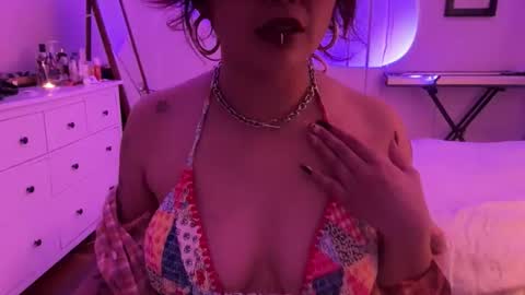 boy luna  next stream thurs 226  855pm 0 pst  online show from February 27, 5:29 am