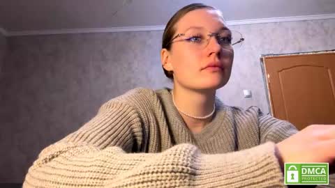 Anita online show from April 12, 5:27 pm