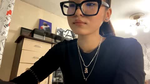 Julia online show from December 3, 10:28 am