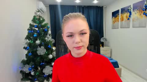 Snapshot of touch_the_heart chatting on December 28, 11:30 am Touch The Heart online show from December 28, 11:30 am