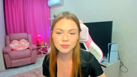 Snapshot of touch_the_heart chatting on October 3, 3:44 am Touch The Heart online show from October 3, 3:44 am