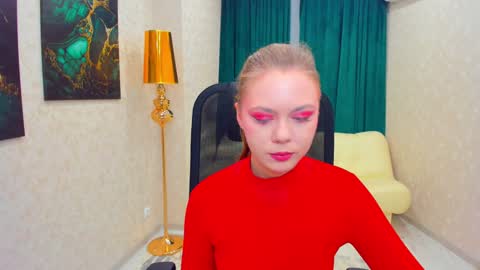 Snapshot of touch_the_heart chatting on January 12, 11:28 am Touch The Heart online show from January 12, 11:28 am