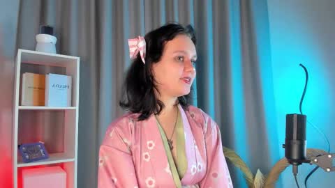 Call me Tracy online show from December 18, 1:49 pm