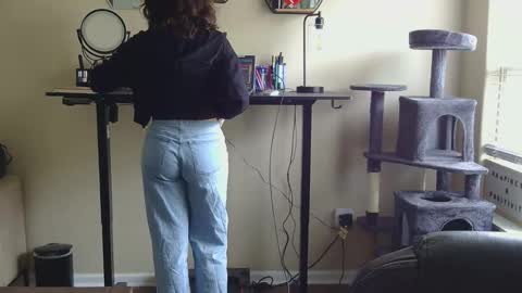 treadmillprincess online show from April 17, 8:00 pm