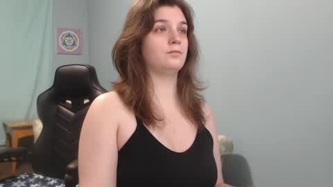 TreeJeanne online show from February 25, 10:04 am