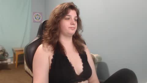 TreeJeanne online show from February 23, 1:13 pm