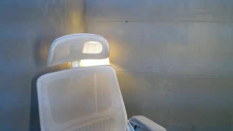 trexie_fucks15 online show from April 4, 4:06 pm