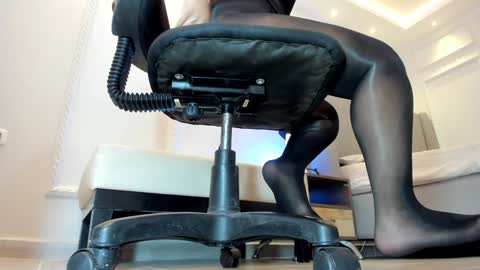 Triny online show from December 2, 9:26 pm