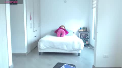 Snapshot of trinity_prestige chatting on February 11, 12:47 pm TRINITY online show from February 11, 12:47 pm