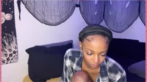 trixie_luv online show from December 14, 2:12 pm