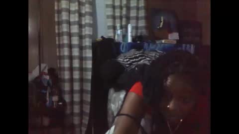 trublu2018 online show from April 17, 5:09 am