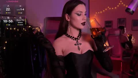 Snapshot of tv_miss chatting on September 11, 1:28 am Miss Veth online show from September 11, 1:28 am