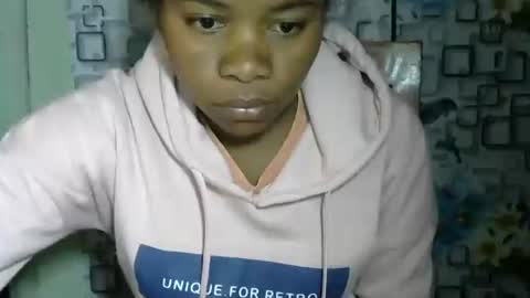 Snapshot of twenkle chatting on September 16, 6:54 am LORAH online show from September 16, 6:54 am