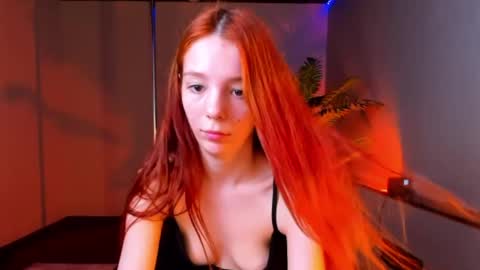 twin_kies online show from April 15, 4:46 am