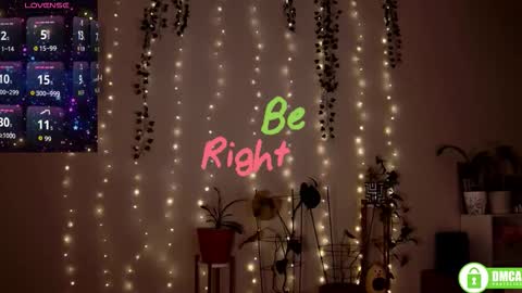 Stranger online show from December 18, 7:07 pm