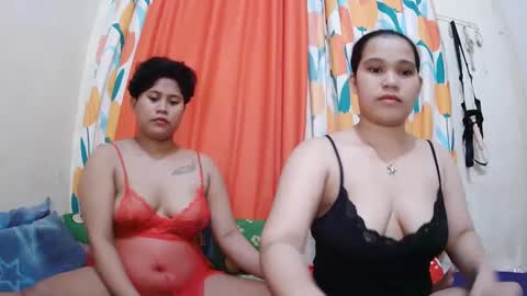 Lyn and lea online show from February 18, 10:05 am