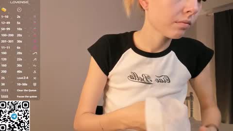 Christine 3 Next broadcast tomorrow at 2100 GMT 5 online show from October 22, 6:35 pm