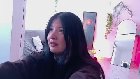 Franchesca  online show from October 24, 7:43 pm